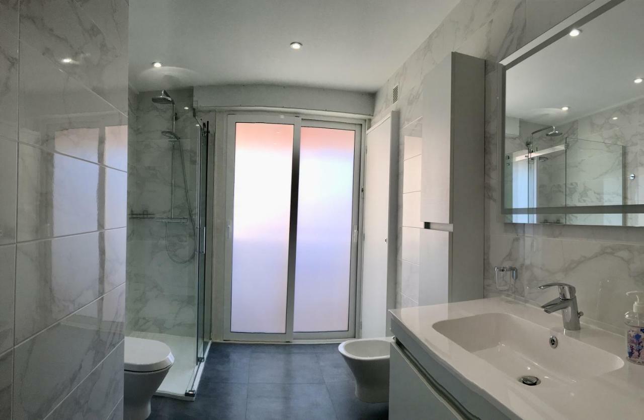 Roi Chevalier Appartement Antibes Buitenkant foto